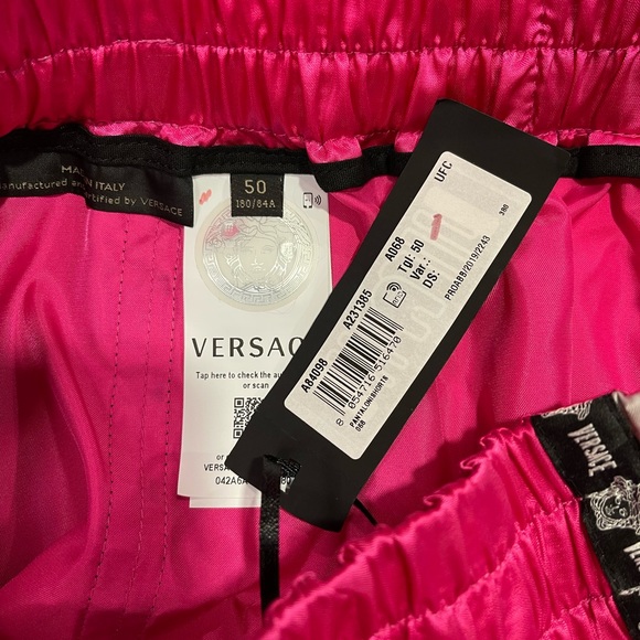 VERSACE Pink and Silver Unisex Boxing Shorts NWT silky shiny logo emblem stretch - Picture 7 of 13
